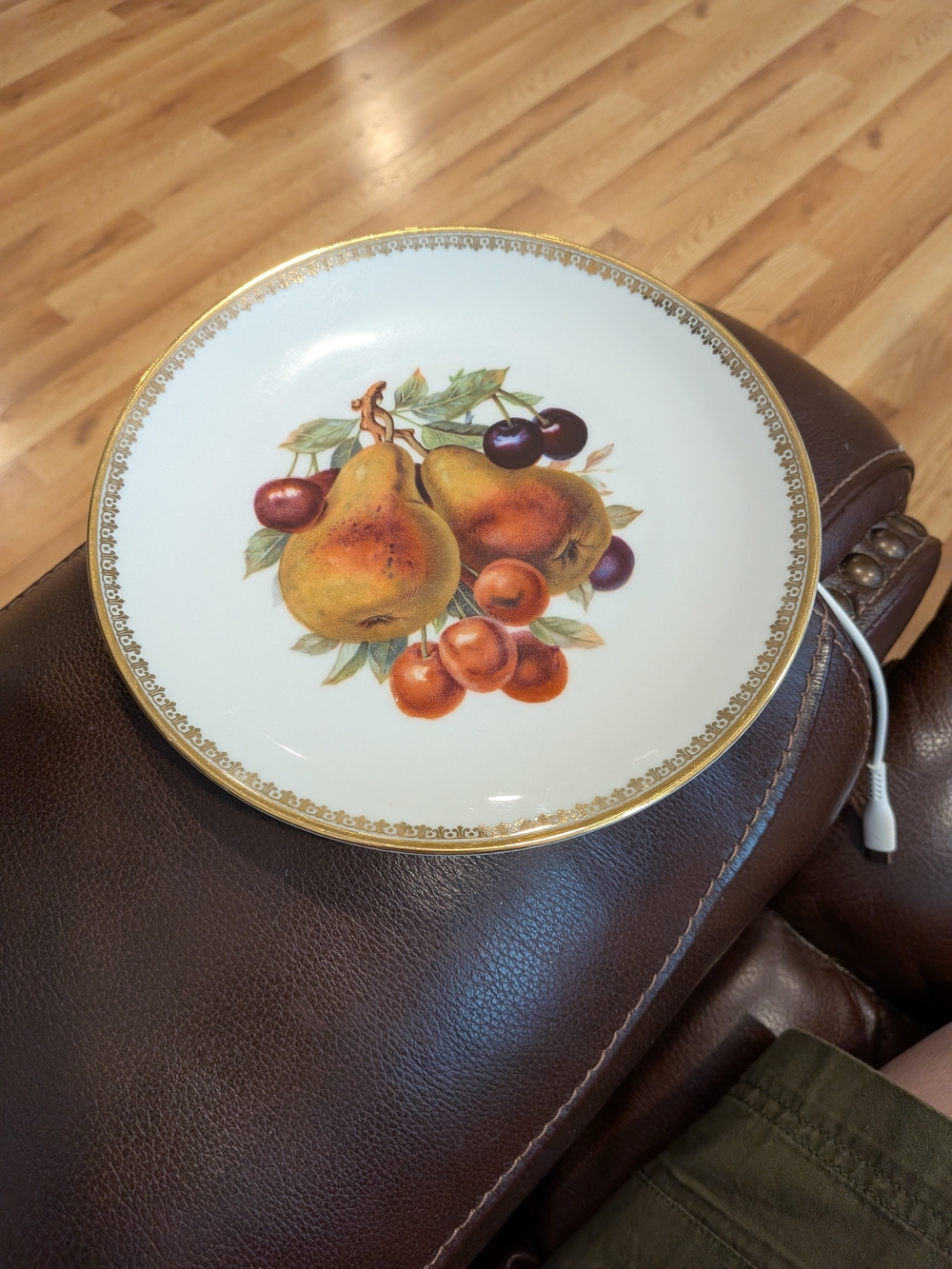 Vintage 1950s White Plate 7.5"with Gold Trim and Fruit Motif Bavaria Germany